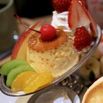 Fuku Kafe - プリンアラモードパンケーキ