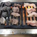 スタミナ苑 - ミックスホルモン塩