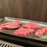 東京食肉市場直送 肉焼屋 D-29 広尾店 - 