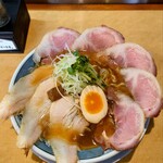 喜びラーメン 小太喜屋 - サービス満点なチャーシューメン✨