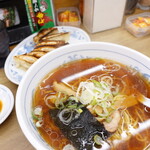 福しん - 手もみラーメン　420円　Aセット　餃子　220円