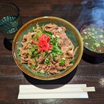 沖縄料理 まごころ亭 - 料理写真:あぐー豚丼定食¥850-