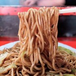 新ちゃん - 焼そば　麺リフト