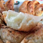 新ちゃん - ぎょうざ　包み目