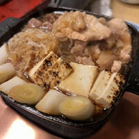 ぼたん - 具材も拘り抜いた埼玉産のネギや、独自の製法でつくられた歯ごたえのある神田「越後屋」の豆腐など抜かり無し！