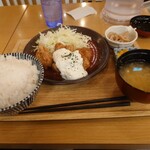 釣宿酒場 マヅメ  - チキン南蛮定食（900円）