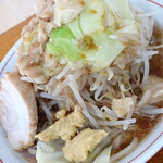 豚の神様 - らーめん＋野菜大背脂中ショウガあり