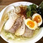 ダハハ塩・鶏特製そば