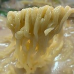 台湾料理 四季紅 - 麺リフト