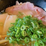 拉麺ノスゝメ 諭吉 - さばのしろしょうゆらーめん、ごはん並