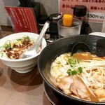 Gorochan Gyouza - 味噌らーめん チャーラー丼セット