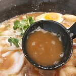 ごろちゃん餃子 - 味噌らーめんのスープ