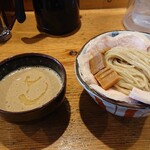 麺屋 さん田 - つけ麺特盛チャーシュートッピング