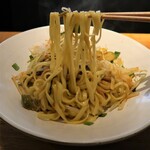 茶麺房 貴勇 - 麺　リフト