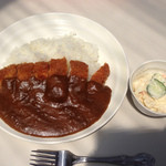 朝霧高原イーハトーブの森 - カツカレーアイスコーヒーセット1,000円