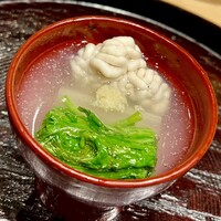 日本料理 研野 - ❶雲子の餡掛け
                    ～蒸したての雲子（鱈の白子）、出汁で炊いた大根、セリに雲子を蒸した塩水を餡状にした熱々の餡かけ。熱々の餡掛けは嬉しくなるくらい旨味ととろみが最高。