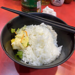 家系総本山 ラーメン 吉村家 - 家系にライスは神奈川県条例にて定められております