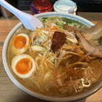 麺屋 龍次 - 味噌ネギチャーシュー麺半分