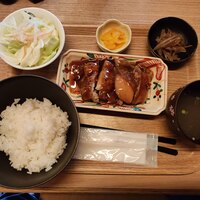 焼き鳥とワイン 萬鳥 祇園店 - 日替わり定食 税込600円