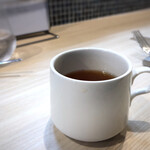 Comodo - ◆ドリンクも選べますので、オーナーさんお勧めの「紅茶」を。 珈琲が好きですから紅茶は滅多に頂かないのですが、香りもいいこと。