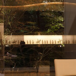 Chuugoku Ryourishi Sen - 窓に映る兵馬俑坑