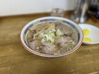 Chuukasoba Oku - チャーシュー麺・中　背脂　900円