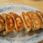 ぎょうざの満洲 - 焼き餃子￥280