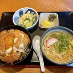 Inoya - カツ丼セット　税込で979円からのミニうどんなので　　　−30円です。