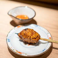 厳選焼鳥 一石三鳥 本店 - 賞味期限60秒つくね 卵黄付き