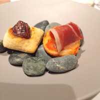 ベージュ アラン・デュカス 東京 - 