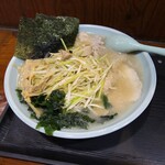 Ramen Shoppu - ネギチャーシュー麺