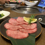 Yakiniku No Gyuu Ta Honjin - 