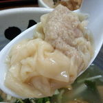 花鳥風月 - 大きい餡が、入ったワンタンですよ～～～☆食べごたえあり♪