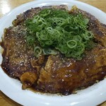 あじと - 肉玉うどんチーズトッピング