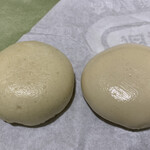 高嶋屋酒饅頭店 - 右が高嶋屋酒饅頭店。　　左が東山酒饅頭店。