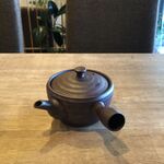 蕎麦の実 - 湯筒は急須