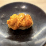 九州寿司 寿司虎 Aburi Sushi TORA - 極上　ウニの塩にぎり