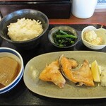 うどん処 らんまん - サケカマ定食