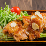 Okonomiyaki Teppan Dainingu Maruhi - 老若男女だいすき
                      ガーリック
                      バター
                      チキン
                      特製ガーリック醤油でカリッとしたチキン
                      バターの風味がたまりません