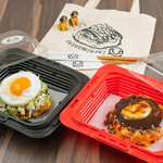 Okonomiyaki Teppan Dainingu Maruhi - オシャレなテイクアウト容器でのお渡し
                      オリジナルエコバッグ販売中