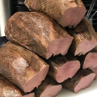 仕込みからご提供まで。【たんじろう】5つの牛タンへのこだわり