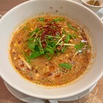 金蠍楼 - 汁あり金胡麻担々麺