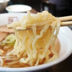 喜多方ラーメン 坂内  - 麺