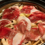 多満喜 - イノシシときのこの鍋