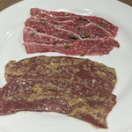 焼肉あきら - 頬肉 青唐焼き、ハツ スタミナ焼き