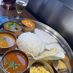 バンゲラズキッチン - 