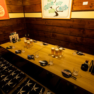 この時期の忘年会、新年会に最適！駅近、完全個室、喫煙可！！