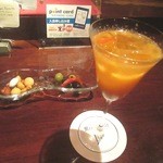 サルーンバー ムルソー - フレッシュマンゴーカクテル