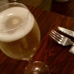 OSTERIA Pagina - スプマンテ　Ferrari Maximum Brut 　グラス