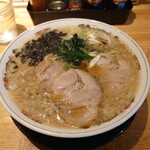 中華そばあじろう - 背脂ラーメン　850円